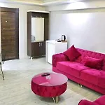Sara Istanbul