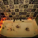 Sara Hotel 3*