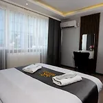Hotel Sara