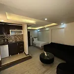 Sara 3*