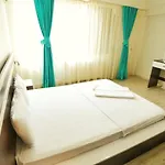 Hotel Sara 3*