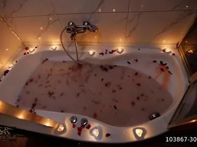 Hotel Sara 3*