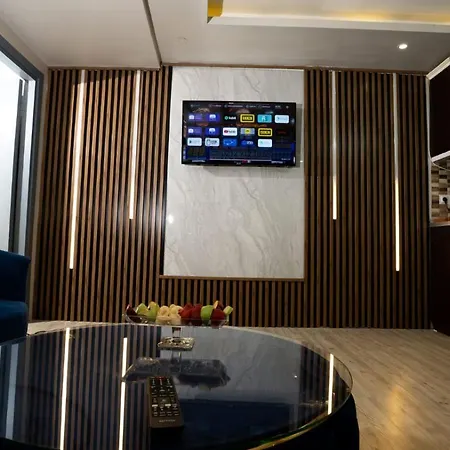 Hotel Sara 3*