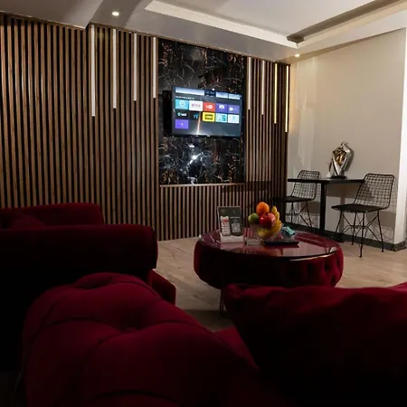 Sara Hotel 3*